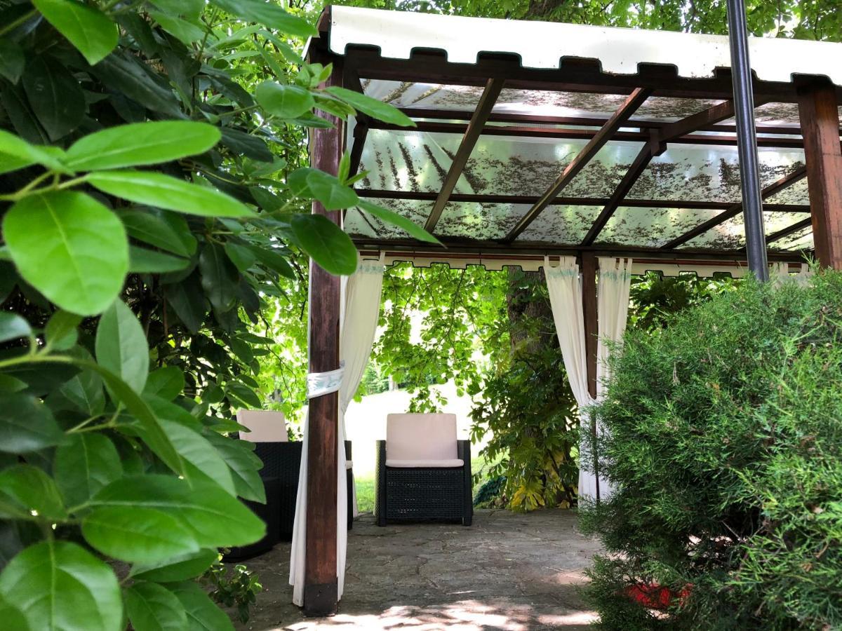 A O Soa B&B Savignone Buitenkant foto